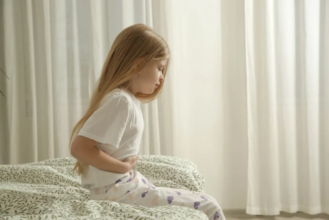 Objawy wyrostka u dziecka – jak rozpoznać poważne symptomy?